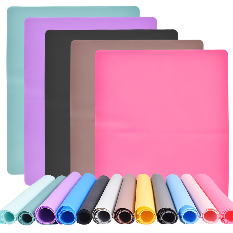 Silicone Placemat — Waterproof Heat-Resistant Table Mat, 14 Colors