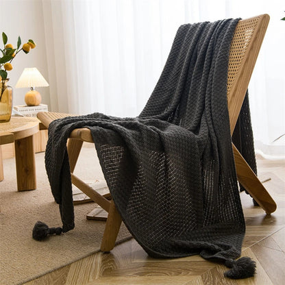 Chunky Knit Throw Blanket with Tassels — Cozy Sofa & Bed Decor