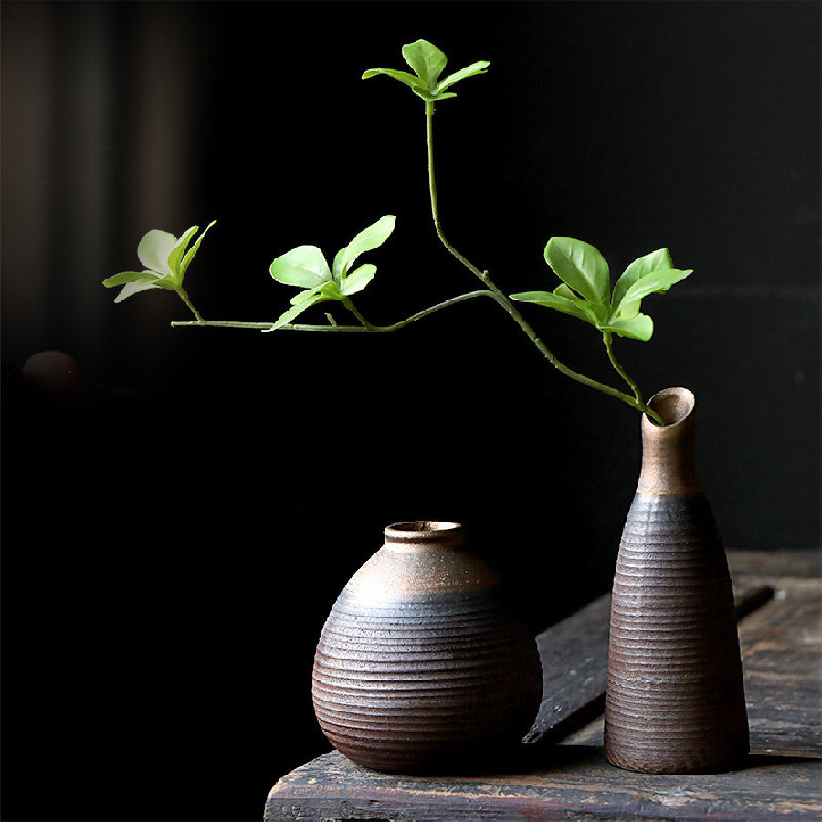 Rustic Stoneware Bud Vase - Retro Wabi-Sabi Ceramic Tabletop Vase