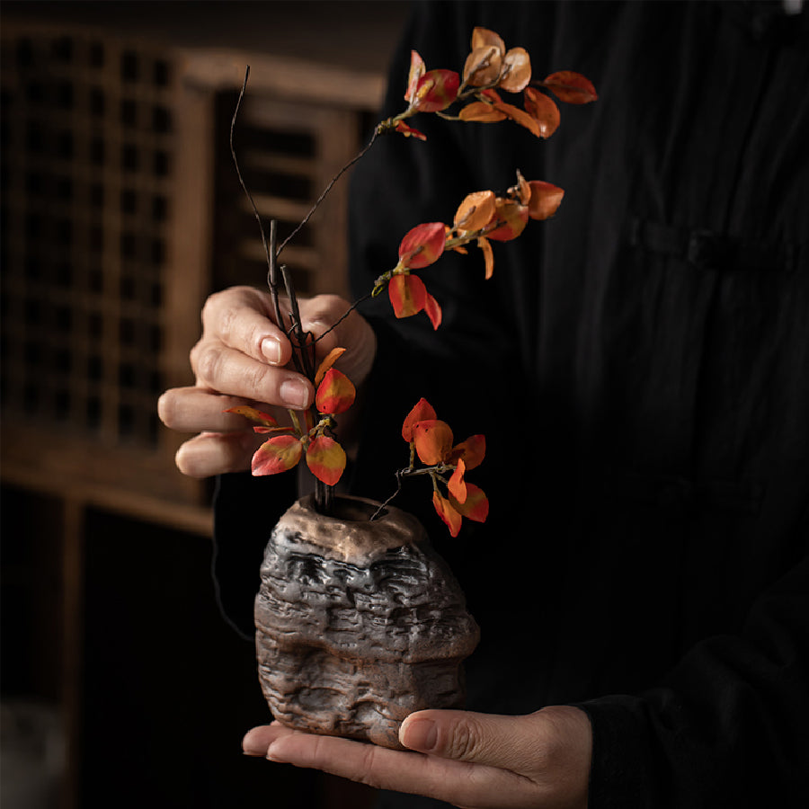 Rustic Stoneware Bud Vase - Retro Wabi-Sabi Ceramic Tabletop Vase