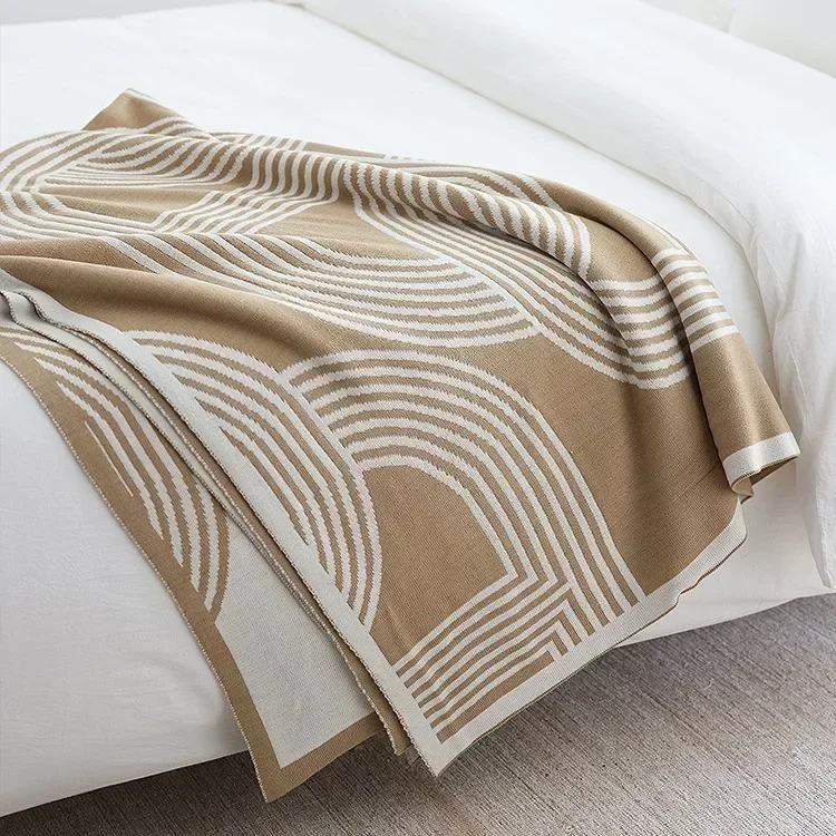 Nordic Geometric Knit Blanket — Modern Sofa & Bed Throw Decor