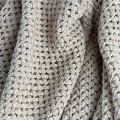 Cable Knit Throw Blanket with Tassels — Cozy Khaki Sofa Throw