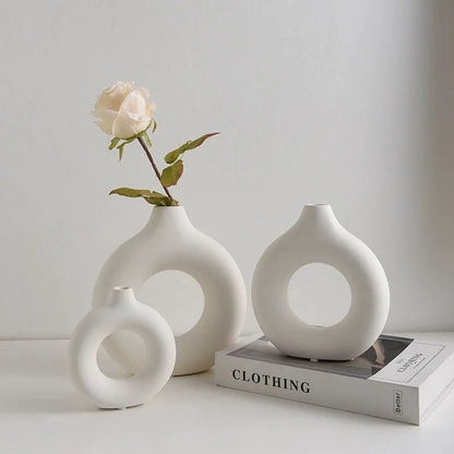 Donut Shape Ceramic Vase for Modern Home Decor