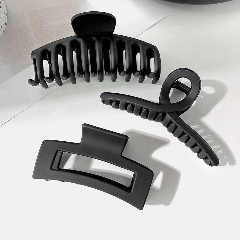 Elegant Black Geometric Hair Claw Clip — Large Hair Holder for Women