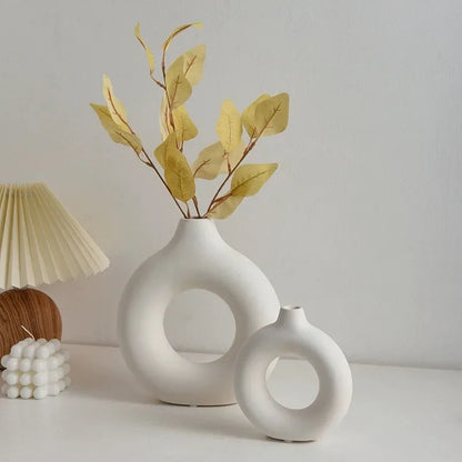 Donut Shape Ceramic Vase for Modern Home Decor