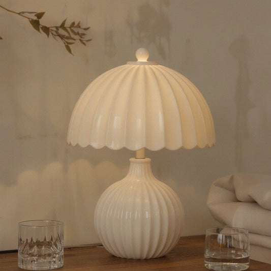 Cream Ceramic Dome Lamp, Scalloped